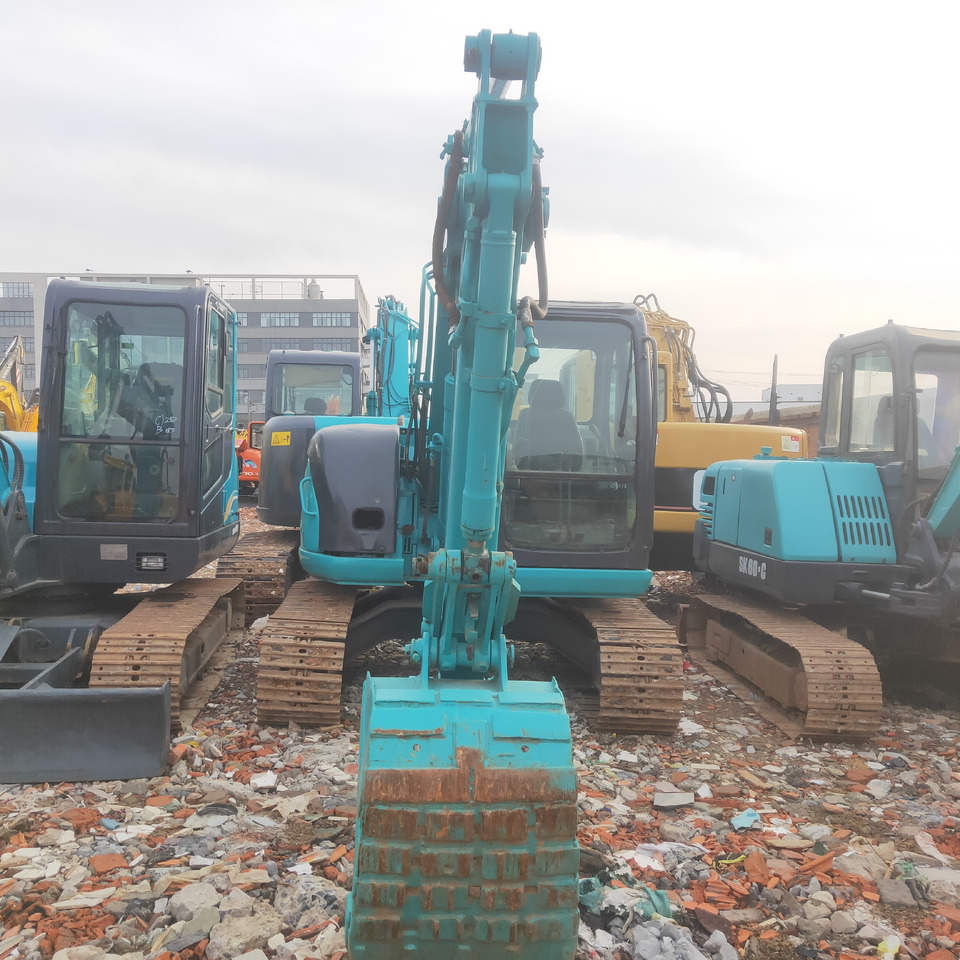 KOBELCO SK70 - Мини багер: снимка 2 KOBELCO SK70 - Мини багер: снимка 2