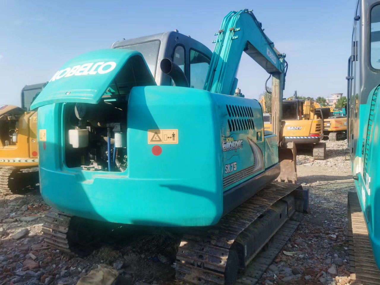 KOBELCO SK75-8 - Верижен багер: снимка 5 KOBELCO SK75-8 - Верижен багер: снимка 5