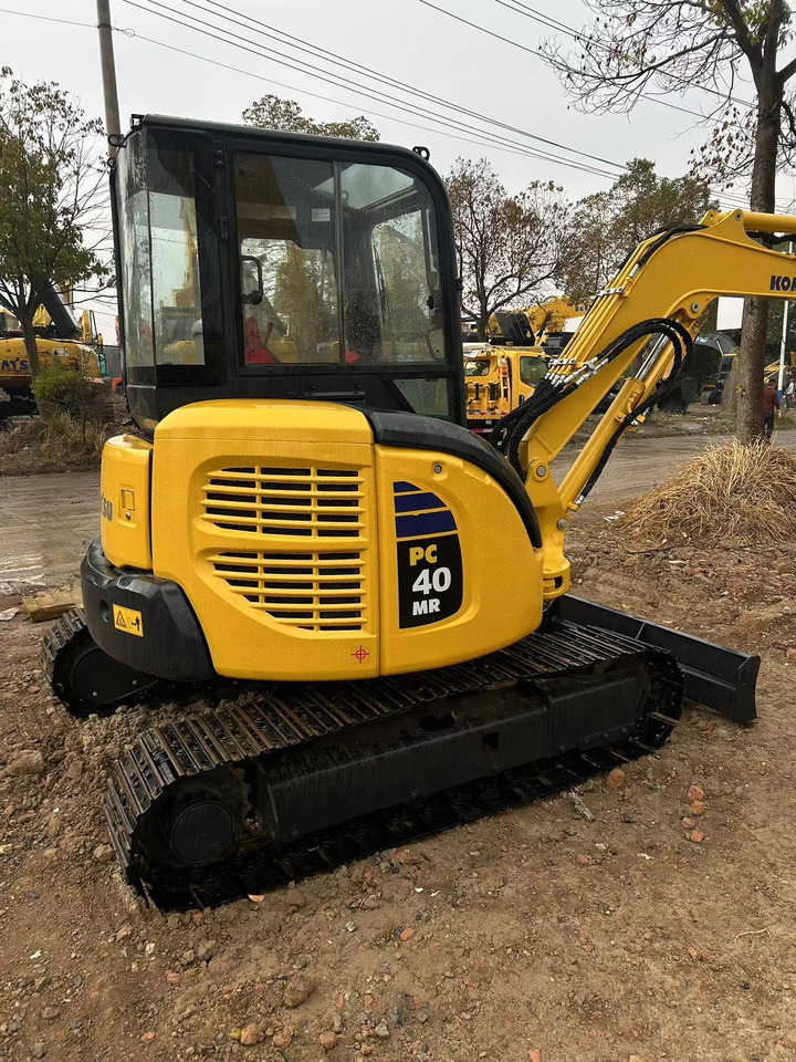 KOMATSU Mini Excavator PC40 With Enclosed Cab - Мини багер: снимка 4 KOMATSU Mini Excavator PC40 With Enclosed Cab - Мини багер: снимка 4