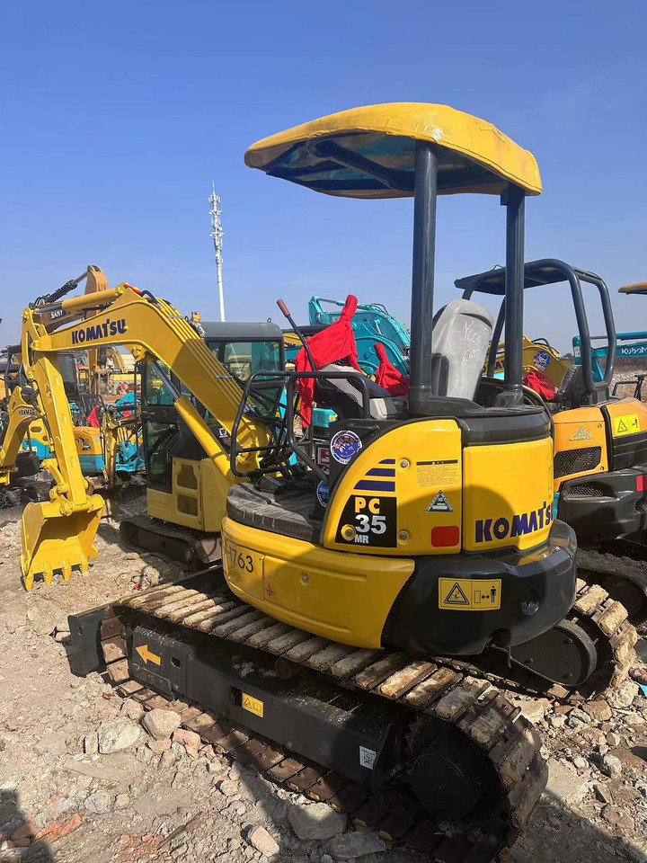 KOMATSU Mini Excavator Pc35 With Open Cab - Мини багер: снимка 2 KOMATSU Mini Excavator Pc35 With Open Cab - Мини багер: снимка 2