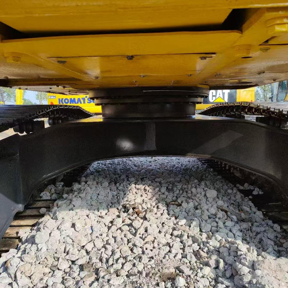 KOMATSU PC210 - Верижен багер: снимка 4 KOMATSU PC210 - Верижен багер: снимка 4