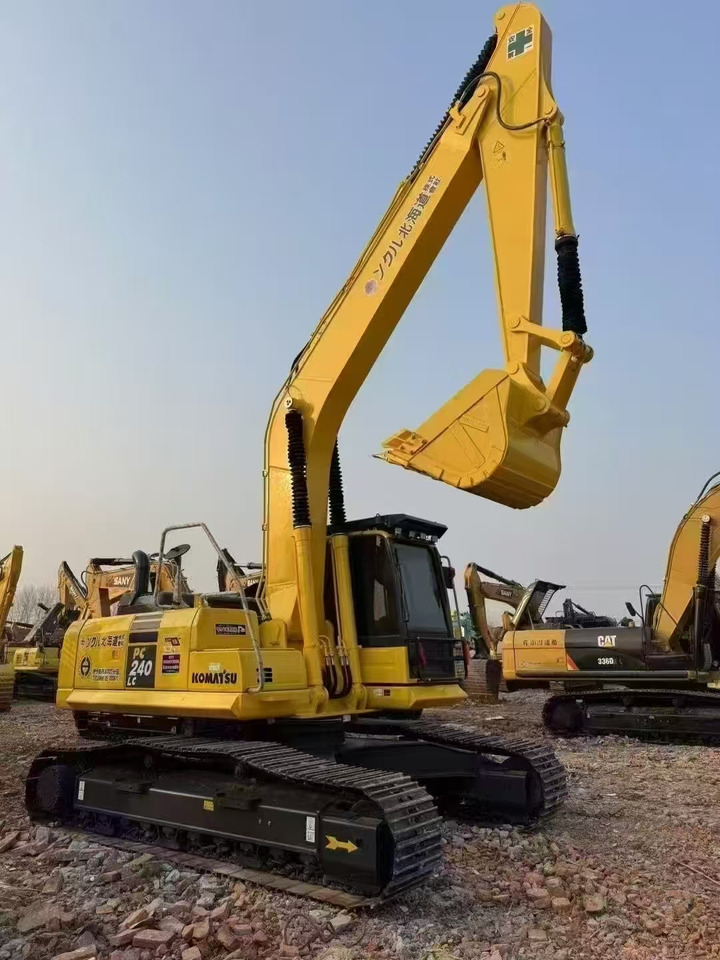 KOMATSU PC240 - Верижен багер: снимка 3 KOMATSU PC240 - Верижен багер: снимка 3