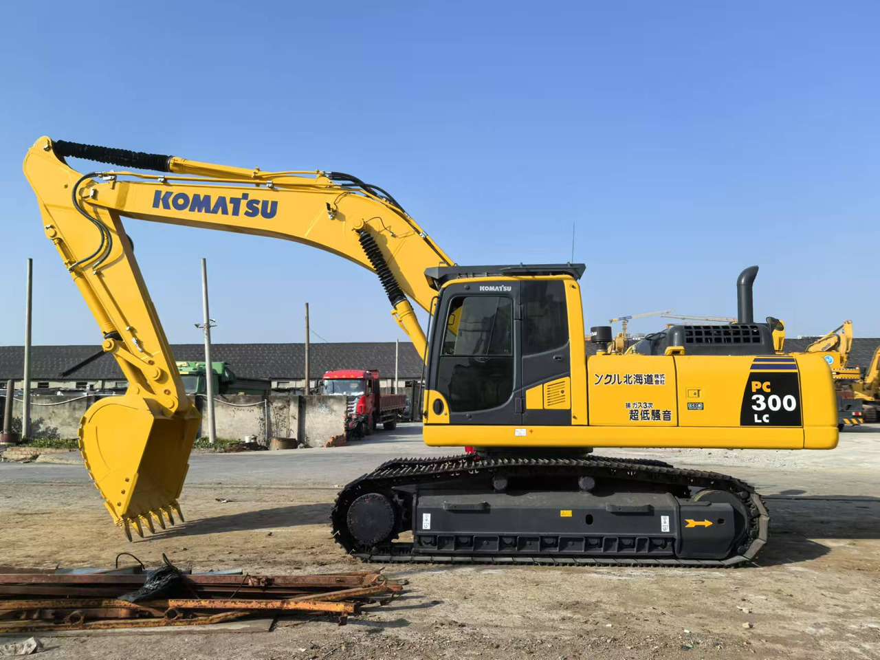 KOMATSU PC300-8 - Верижен багер: снимка 1 KOMATSU PC300-8 - Верижен багер: снимка 1
