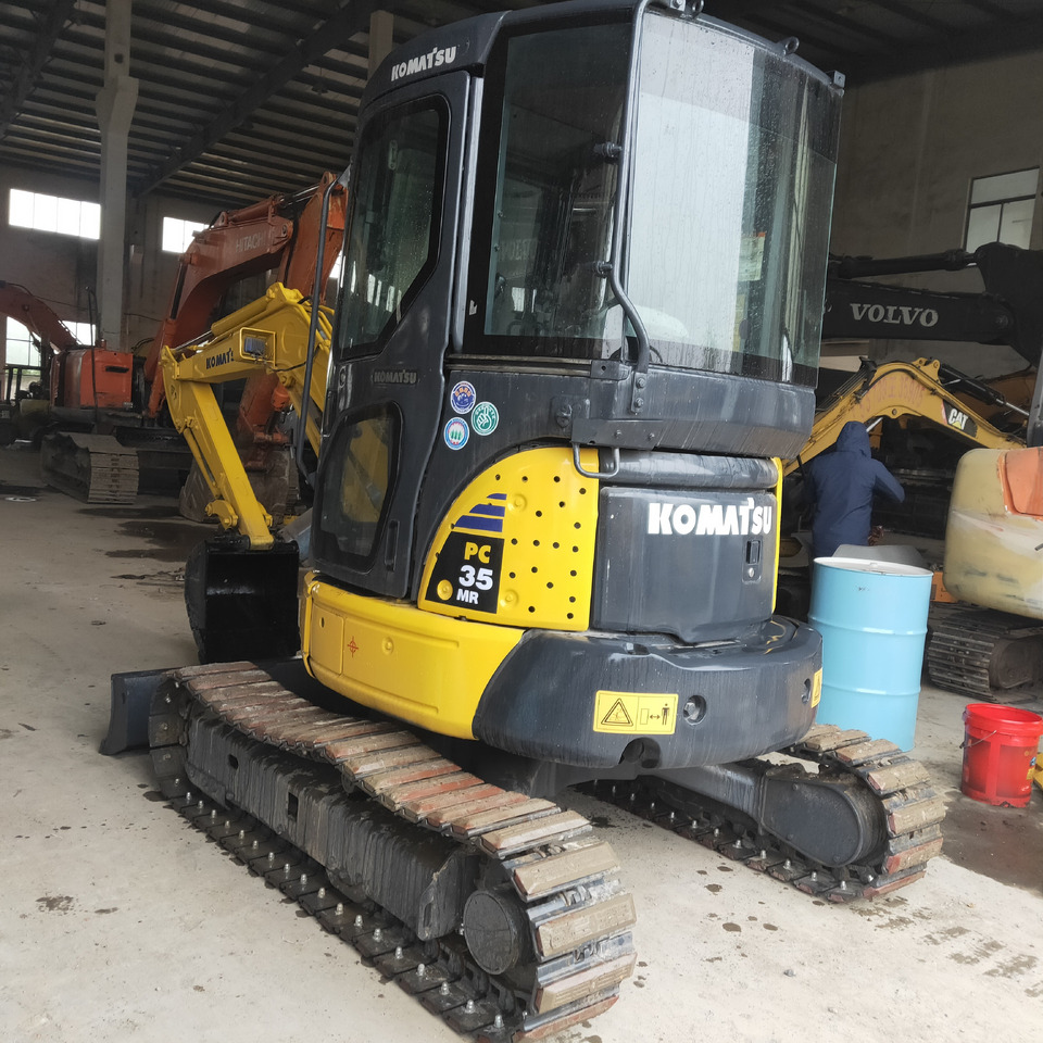 KOMATSU PC35 - Верижен багер: снимка 2 KOMATSU PC35 - Верижен багер: снимка 2