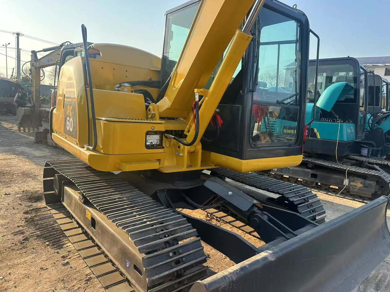 KOMATSU PC60 - Верижен багер: снимка 2 KOMATSU PC60 - Верижен багер: снимка 2