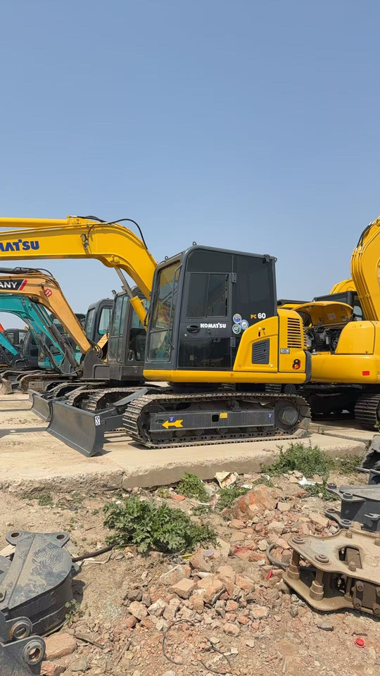 KOMATSU PC60 - Верижен багер: снимка 2 KOMATSU PC60 - Верижен багер: снимка 2