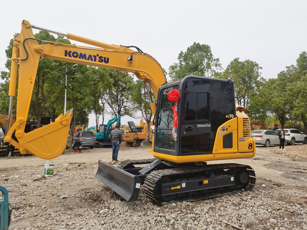 KOMATSU PC70-8 - Верижен багер: снимка 1 KOMATSU PC70-8 - Верижен багер: снимка 1