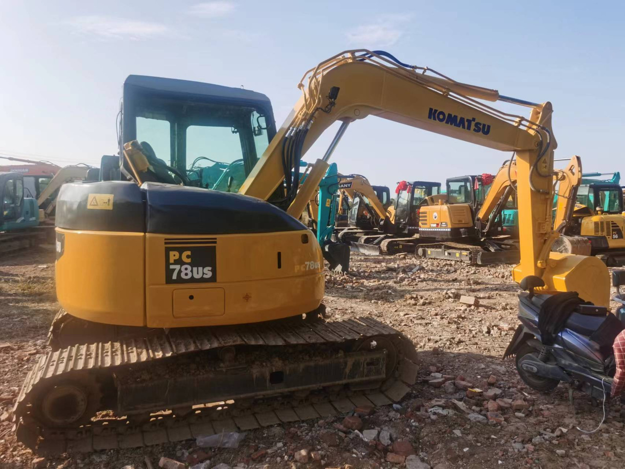 KOMATSU PC78US - Верижен багер: снимка 4 KOMATSU PC78US - Верижен багер: снимка 4