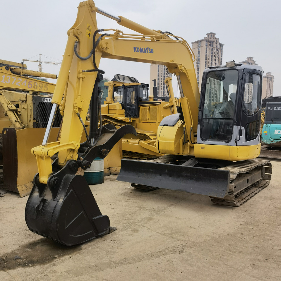 KOMATSU PC78US - Верижен багер: снимка 1 KOMATSU PC78US - Верижен багер: снимка 1