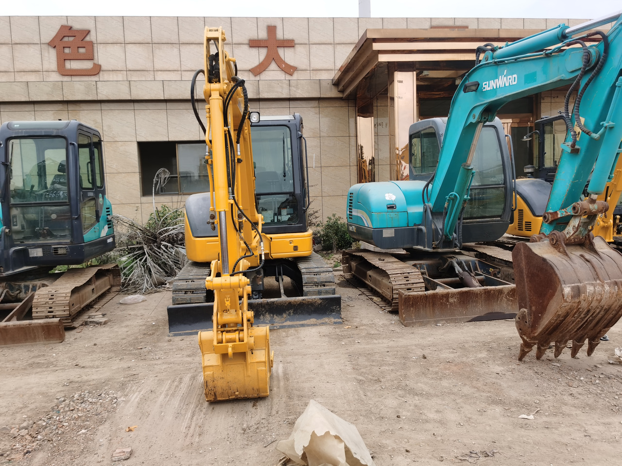 Komatsu Mini Excavator Pc40MR - Мини багер: снимка 2 Komatsu Mini Excavator Pc40MR - Мини багер: снимка 2