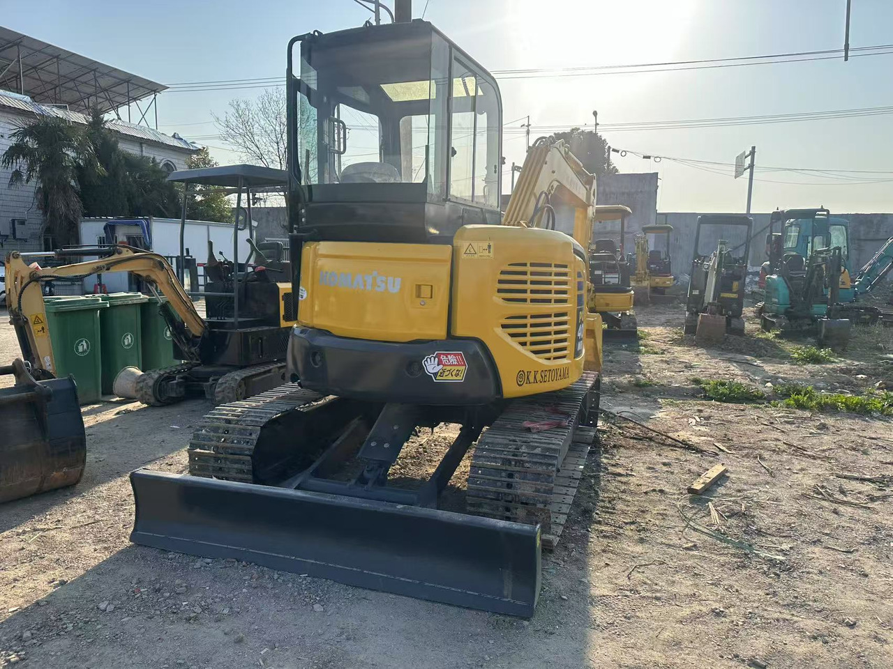 Komatsu PC40MR - Верижен багер: снимка 4 Komatsu PC40MR - Верижен багер: снимка 4