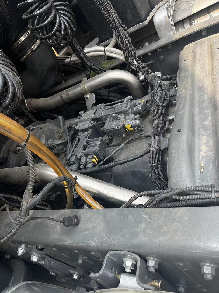 SHACMAN Truck Unit G7 4*2 Click Here for Discount - Самосвал камион: снимка 4 SHACMAN Truck Unit G7 4*2 Click Here for Discount - Самосвал камион: снимка 4