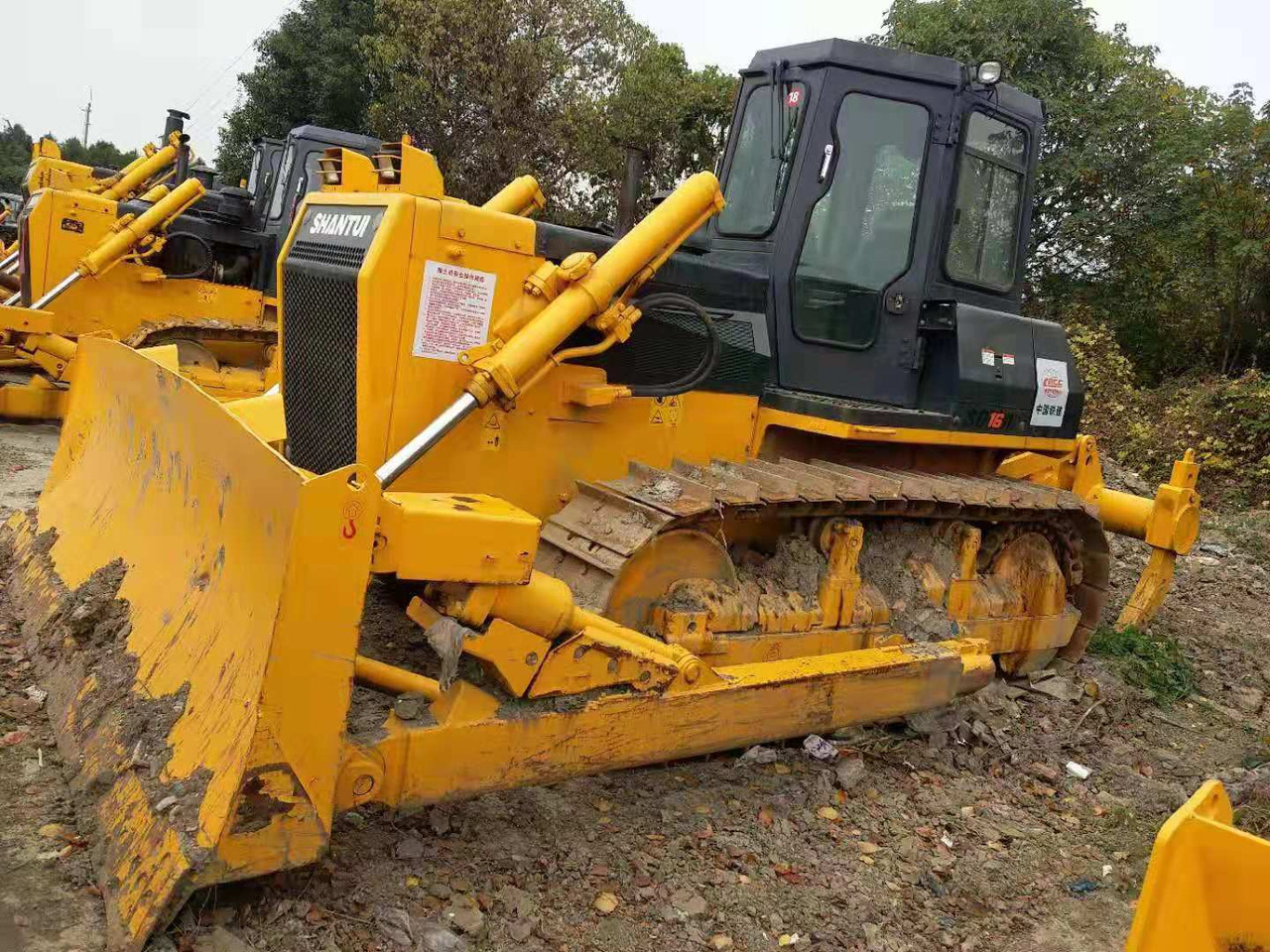 SHANTUI SD16 - Булдозер: снимка 2 SHANTUI SD16 - Булдозер: снимка 2
