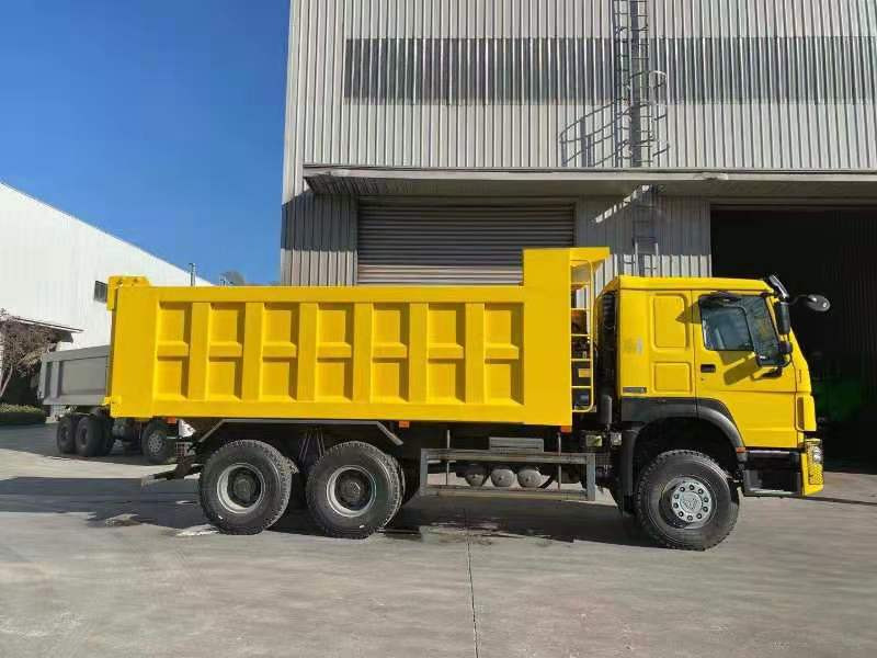 SINOTRUK HOWO 371 6X4 CLICK HERE FOR DISCOUNT - Самосвал камион: снимка 3 SINOTRUK HOWO 371 6X4 CLICK HERE FOR DISCOUNT - Самосвал камион: снимка 3