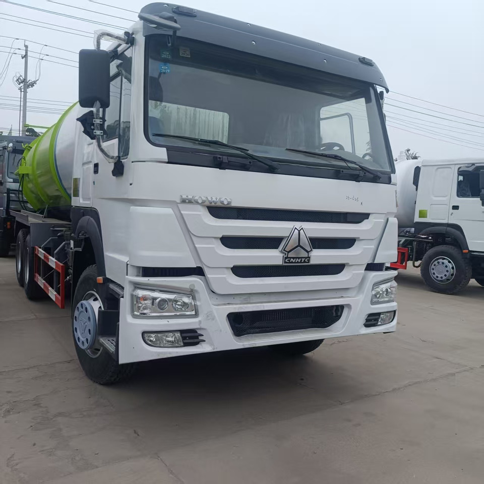 Sinotruk Howo Howo 6x4 Large Vacuum Suction Truck - Каналопочистваща машина: снимка 3 Sinotruk Howo Howo 6x4 Large Vacuum Suction Truck - Каналопочистваща машина: снимка 3