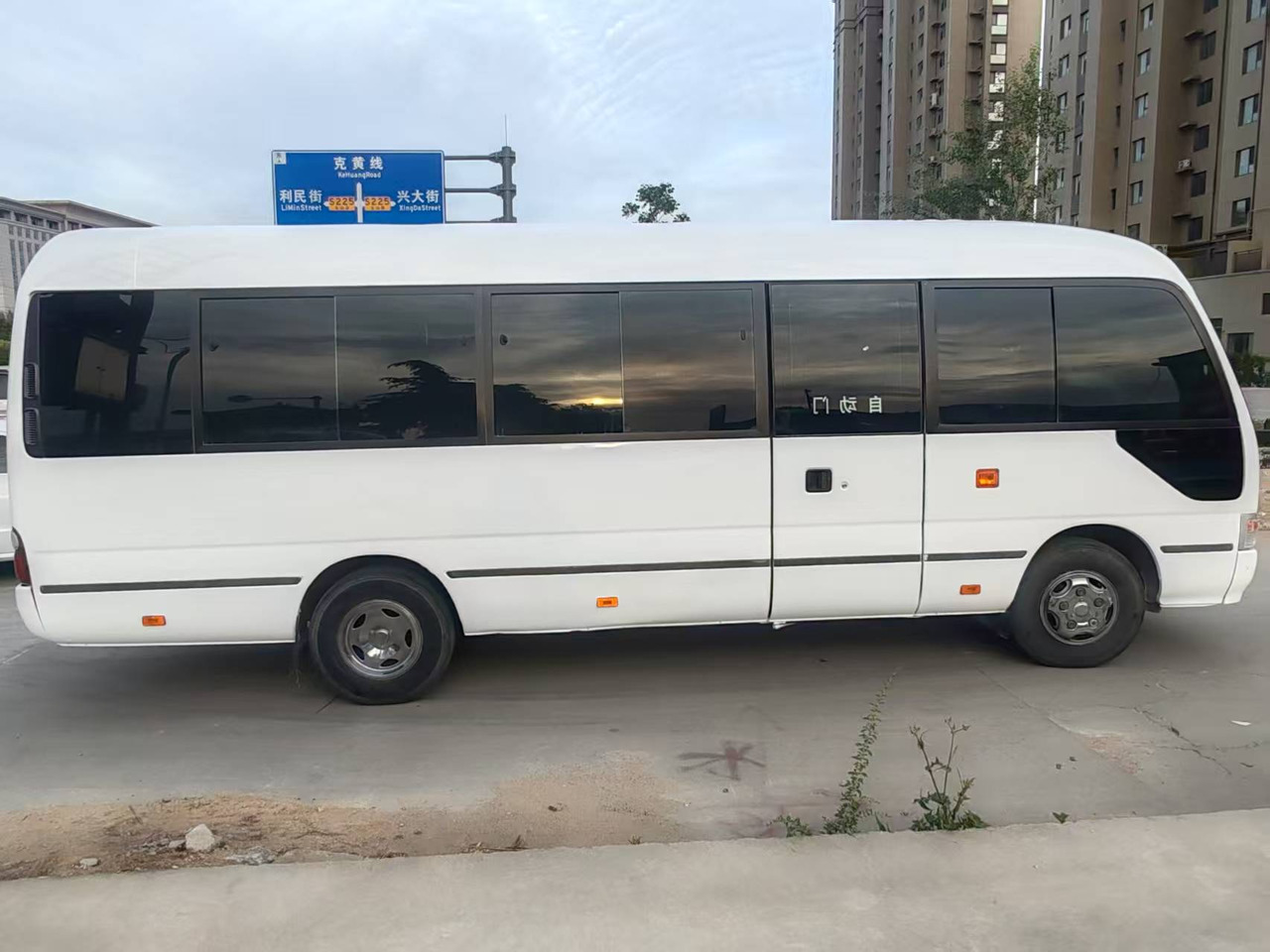 TOYOTA Coaster - Микробус, Пътнически бус: снимка 2 TOYOTA Coaster - Микробус, Пътнически бус: снимка 2