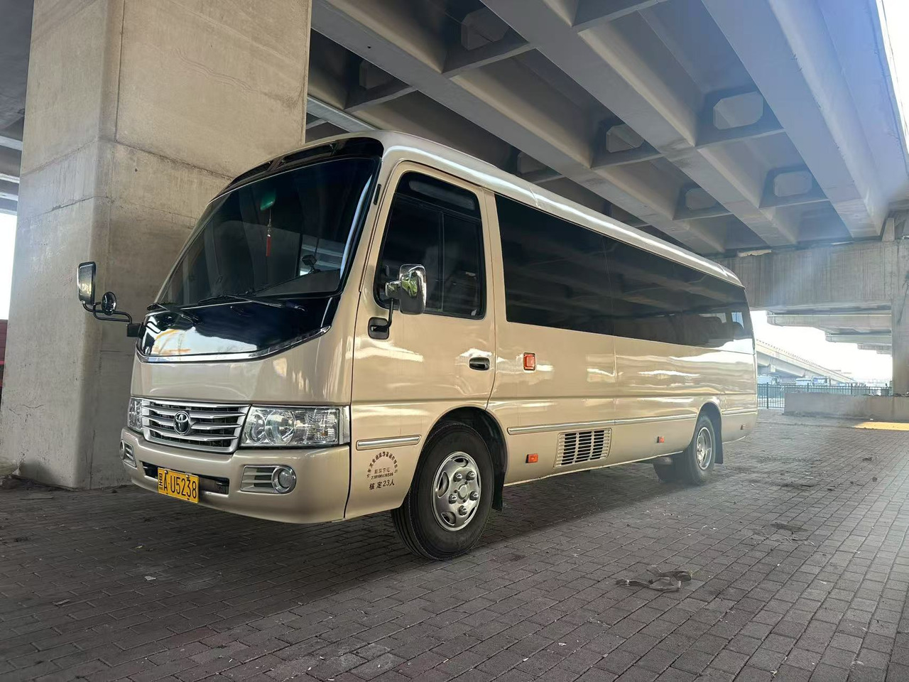 TOYOTA Coaster - Микробус, Пътнически бус: снимка 2 TOYOTA Coaster - Микробус, Пътнически бус: снимка 2