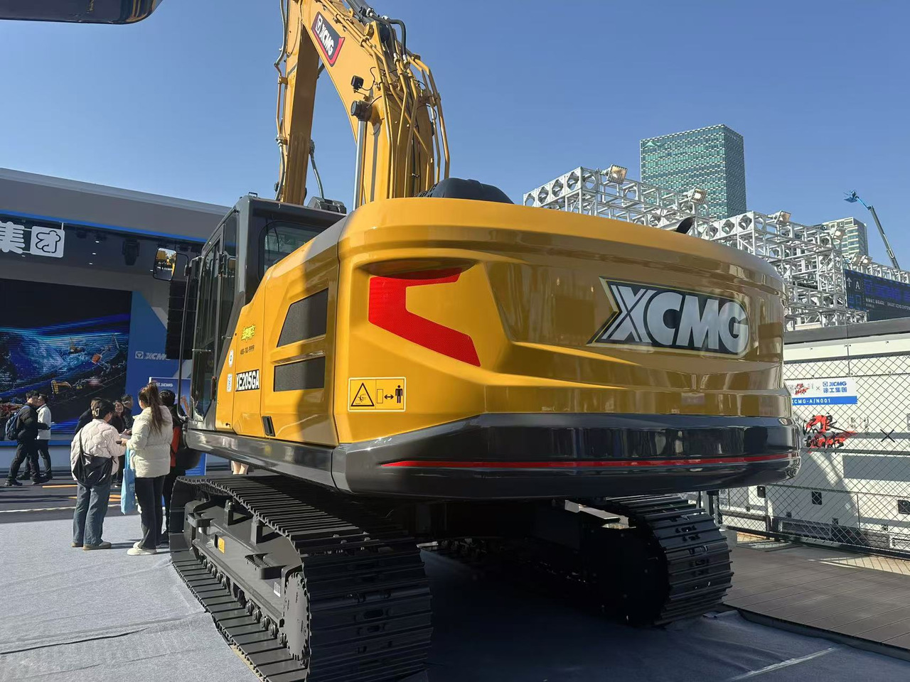 XCMG XE205GA Excavator Click for Discount - Багер: снимка 3 XCMG XE205GA Excavator Click for Discount - Багер: снимка 3