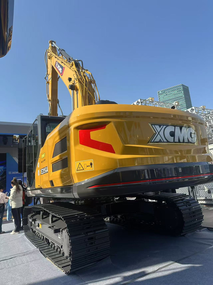 XCMG XE205GA Excavator Click for Discount - Багер: снимка 2 XCMG XE205GA Excavator Click for Discount - Багер: снимка 2