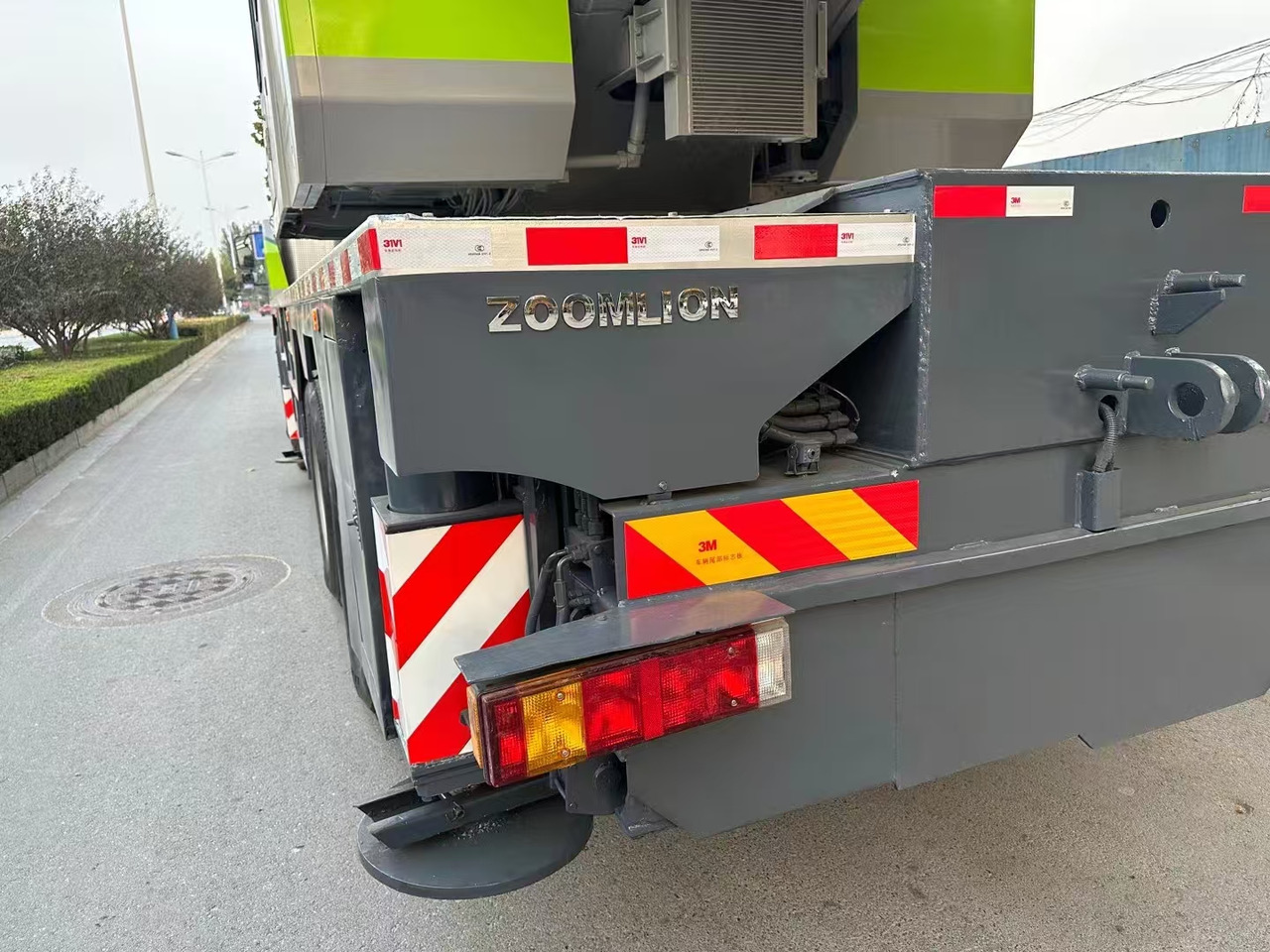 ZOOMLION Crane 80T Click Here for Discount - Кран за всякакви терени: снимка 3 ZOOMLION Crane 80T Click Here for Discount - Кран за всякакви терени: снимка 3