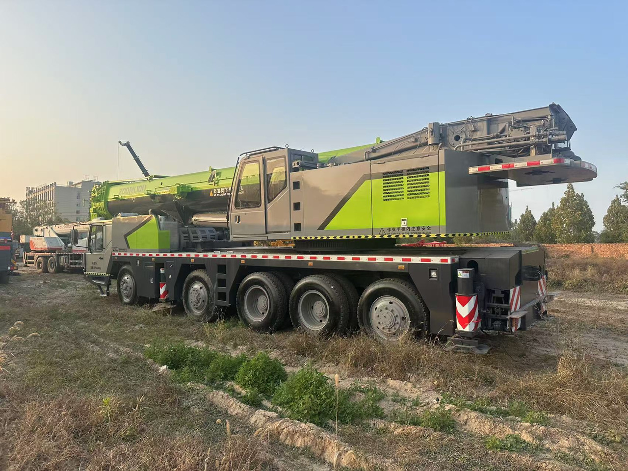 ZOOMLION Crane 90 Ton Click Here for Discount - Кран за всякакви терени: снимка 4 ZOOMLION Crane 90 Ton Click Here for Discount - Кран за всякакви терени: снимка 4