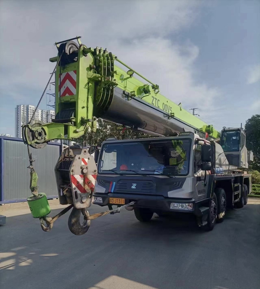 ZOOMLION Crane ZTC700V562-1 - Кран за всякакви терени: снимка 2 ZOOMLION Crane ZTC700V562-1 - Кран за всякакви терени: снимка 2