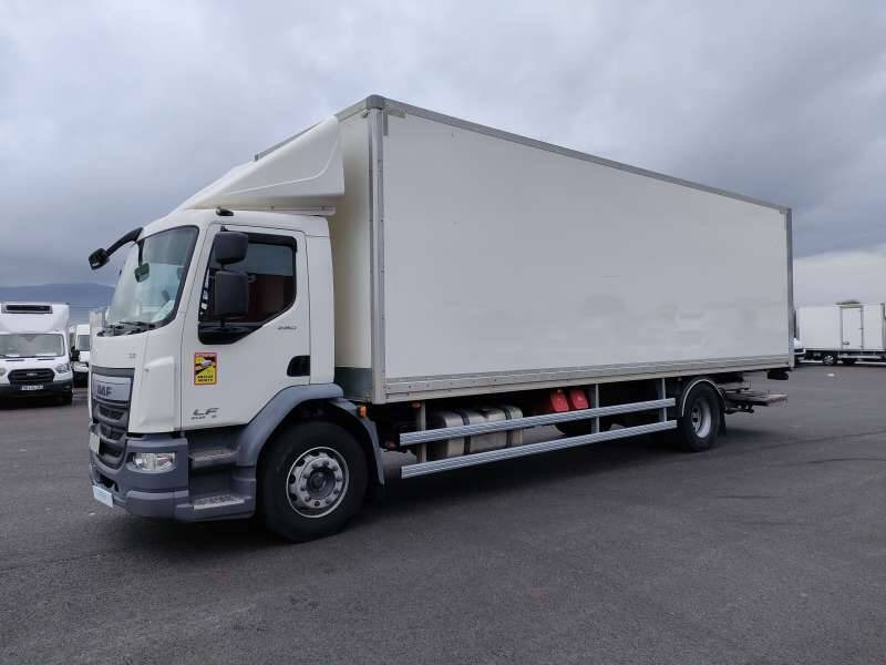 Camion Porteur 19 TONNES 280 CV HAYON PORTE RELEVANTE - Камион фургон: снимка 3 Camion Porteur 19 TONNES 280 CV HAYON PORTE RELEVANTE - Камион фургон: снимка 3