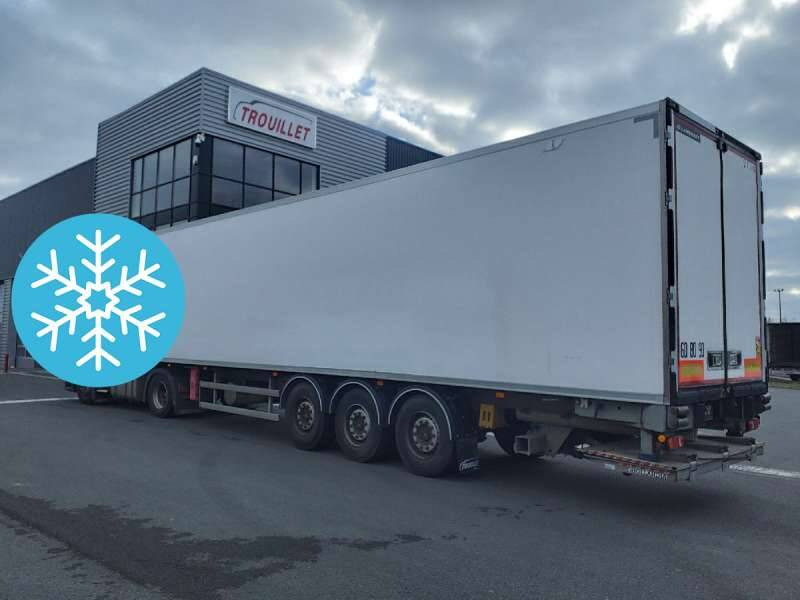 Semi-remorque 3 Essieux FRIGO 38 TONNES HAYON CAISSE LAMBERET GROUPE CARRIER VECTOR 1950 MT - Рефрижератор полуремарке: снимка 1 Semi-remorque 3 Essieux FRIGO 38 TONNES HAYON CAISSE LAMBERET GROUPE CARRIER VECTOR 1950 MT - Рефрижератор полуремарке: снимка 1