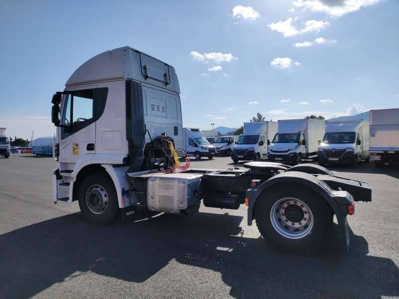 Tracteur 19 TONNES 360 CV 1 COUCHETTE - Влекач: снимка 4 Tracteur 19 TONNES 360 CV 1 COUCHETTE - Влекач: снимка 4