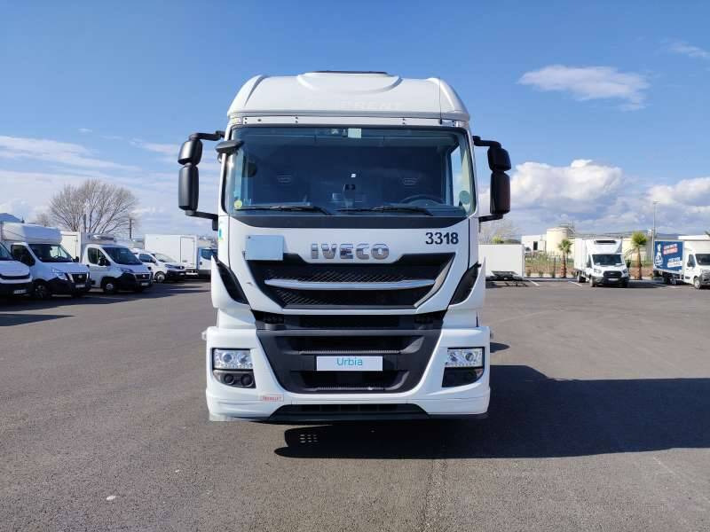 Tracteur 19 TONNES 360 CV 1 COUCHETTE - Влекач: снимка 2 Tracteur 19 TONNES 360 CV 1 COUCHETTE - Влекач: снимка 2