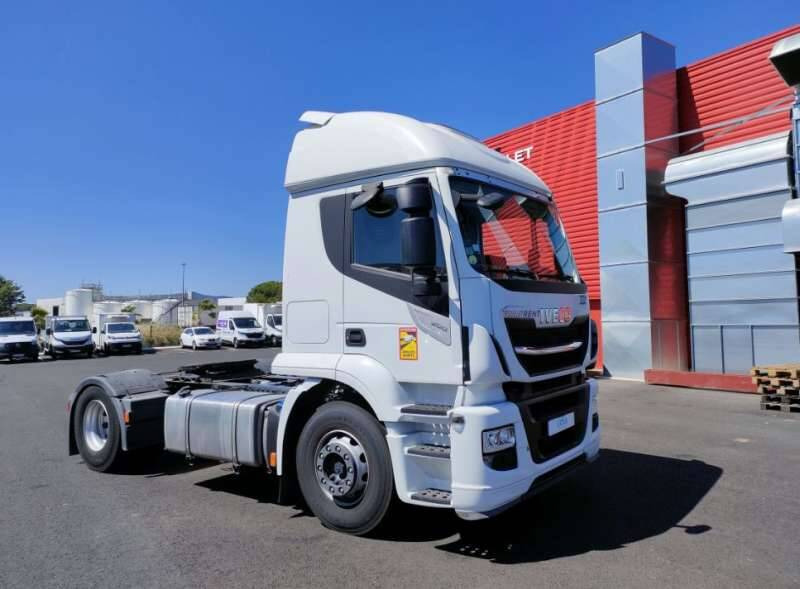 Tracteur 19 TONNES 360 CV 1 COUCHETTE - Влекач: снимка 1 Tracteur 19 TONNES 360 CV 1 COUCHETTE - Влекач: снимка 1