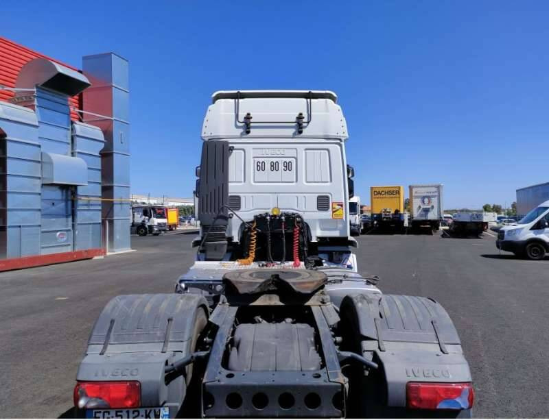 Tracteur 19 TONNES 360 CV 1 COUCHETTE - Влекач: снимка 4 Tracteur 19 TONNES 360 CV 1 COUCHETTE - Влекач: снимка 4