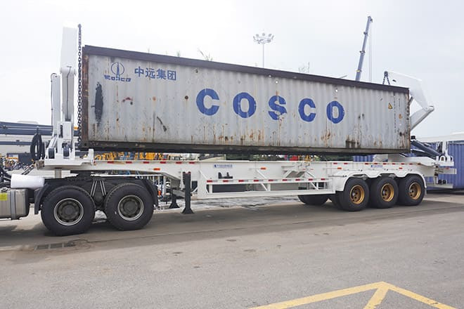 China Container Side Loader Price for Sale in Ghana - Контейнеровоз/ Сменна каросерия полуремарке: снимка 1 China Container Side Loader Price for Sale in Ghana - Контейнеровоз/ Сменна каросерия полуремарке: снимка 1