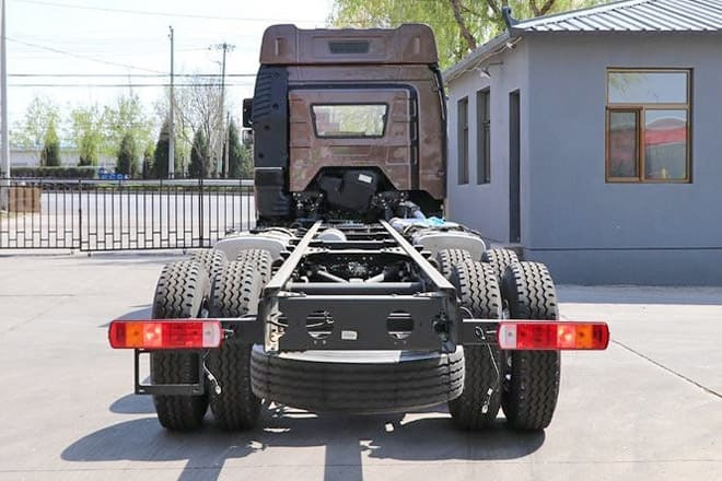 FAWA FAW Truck J6P New Model for Sale in Sierra Leone - Шаси кабина: снимка 4 FAWA FAW Truck J6P New Model for Sale in Sierra Leone - Шаси кабина: снимка 4