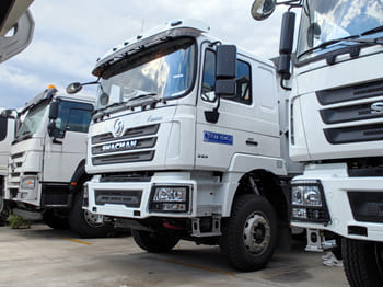 SHACMAN Shacman Tractor Truck for Sale in Malawi - Камион: снимка 3 SHACMAN Shacman Tractor Truck for Sale in Malawi - Камион: снимка 3