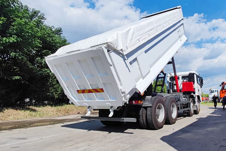 SHACMAN Shacman Dump Truck for Sale in Nigeria - Самосвал камион: снимка 4 SHACMAN Shacman Dump Truck for Sale in Nigeria - Самосвал камион: снимка 4