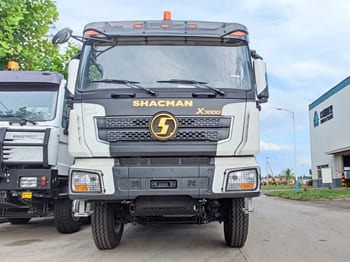 SHACMAN Shacman F3000 6x4 Tractor Truck for Sale in Zambia - Самосвал камион: снимка 1 SHACMAN Shacman F3000 6x4 Tractor Truck for Sale in Zambia - Самосвал камион: снимка 1