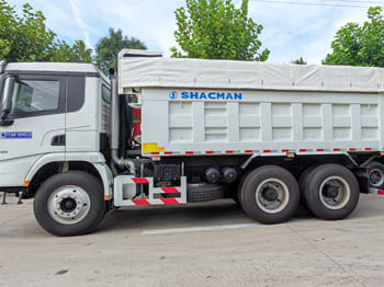 SHACMAN Shacman F3000 6x4 Tractor Truck for Sale in Zambia - Самосвал камион: снимка 4 SHACMAN Shacman F3000 6x4 Tractor Truck for Sale in Zambia - Самосвал камион: снимка 4