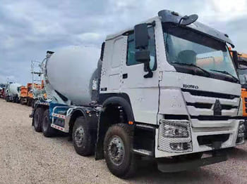 SINOTRUK Concrete Truck for Sale in Mali - Бетоновоз: снимка 1 SINOTRUK Concrete Truck for Sale in Mali - Бетоновоз: снимка 1