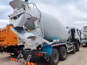 SINOTRUK Concrete Truck for Sale in Mali - Бетоновоз: снимка 3 SINOTRUK Concrete Truck for Sale in Mali - Бетоновоз: снимка 3