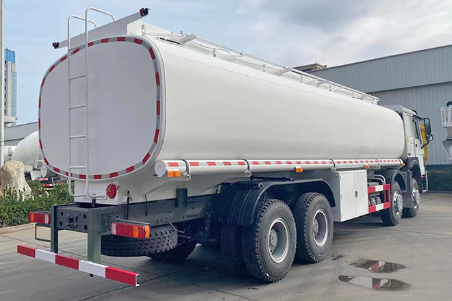 SINOTRUK Howo 371 Petrol Tank Truck Price for Sale in Saudi Arabia - Камион цистерна: снимка 5 SINOTRUK Howo 371 Petrol Tank Truck Price for Sale in Saudi Arabia - Камион цистерна: снимка 5