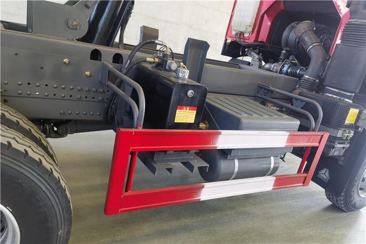 SINOTRUK Second Hand Howo Dump Truck 6x4 Price In Zambia - Самосвал камион: снимка 2 SINOTRUK Second Hand Howo Dump Truck 6x4 Price In Zambia - Самосвал камион: снимка 2