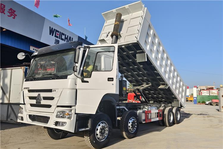 SINOTRUK Used Howo 371 Dump Truck 8x4 for Sale In Ghana - Самосвал камион: снимка 1 SINOTRUK Used Howo 371 Dump Truck 8x4 for Sale In Ghana - Самосвал камион: снимка 1
