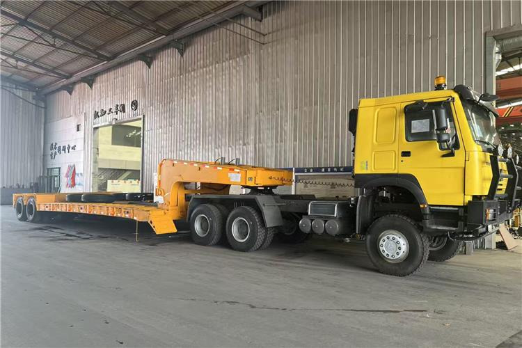 TITAN 2 Axle Detachable Gooseneck Trailer for Sale In Jamaica - Нискорамна площадка полуремарке: снимка 2 TITAN 2 Axle Detachable Gooseneck Trailer for Sale In Jamaica - Нискорамна площадка полуремарке: снимка 2