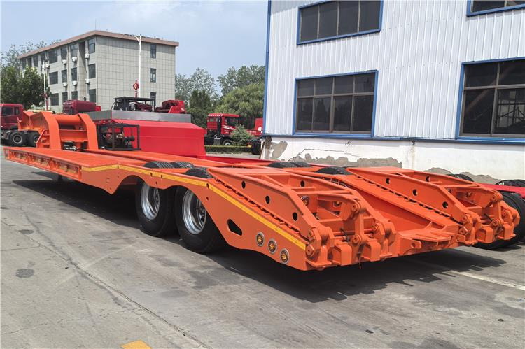 TITAN 2 Axle Low Low Bed Trailer for Sale In Angola - Нискорамна площадка полуремарке: снимка 2 TITAN 2 Axle Low Low Bed Trailer for Sale In Angola - Нискорамна площадка полуремарке: снимка 2