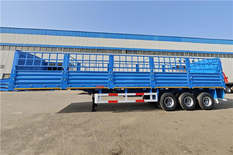 TITAN 3 Axle Livestock Semi Trailer for Sale In Kenya - За превоз на животни полуремарке: снимка 4 TITAN 3 Axle Livestock Semi Trailer for Sale In Kenya - За превоз на животни полуремарке: снимка 4