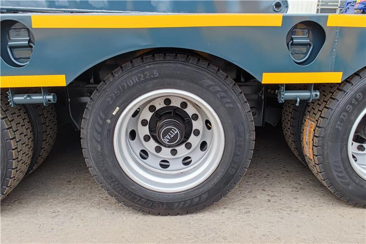TITAN 4 Axle Low Loader Trailer for Sale In Jamaica - Нискорамна площадка полуремарке: снимка 4 TITAN 4 Axle Low Loader Trailer for Sale In Jamaica - Нискорамна площадка полуремарке: снимка 4