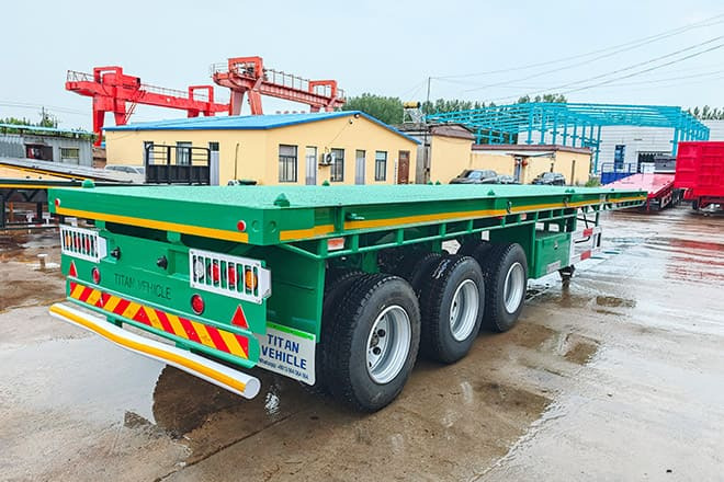 TITAN 40 Foot Tri Axle Flat Deck Trailer for Sale in Senegal - Бордово полуремарке/ Платформа: снимка 2 TITAN 40 Foot Tri Axle Flat Deck Trailer for Sale in Senegal - Бордово полуремарке/ Платформа: снимка 2