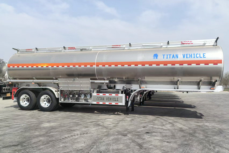 TITAN Aluminum Tanker Trailer for Sale in Malawi - Полуремарке цистерна: снимка 2 TITAN Aluminum Tanker Trailer for Sale in Malawi - Полуремарке цистерна: снимка 2