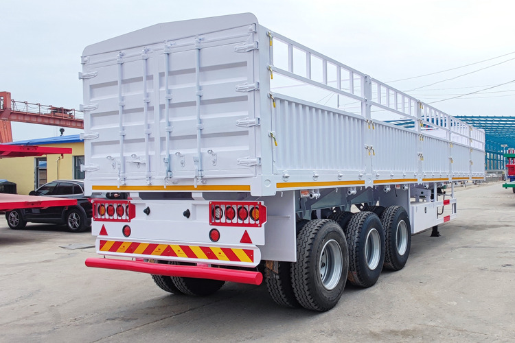 TITAN Cargo Trailer for Sale in Saudi Arabia - За превоз на животни полуремарке: снимка 3 TITAN Cargo Trailer for Sale in Saudi Arabia - За превоз на животни полуремарке: снимка 3